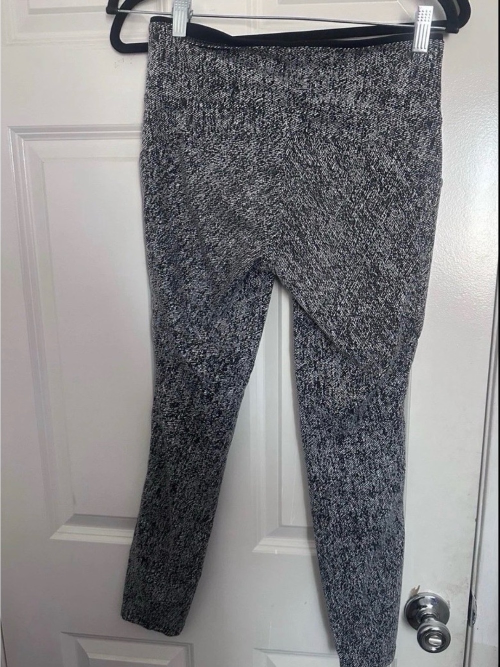 lululemon High Rise Ankle Leggings Flecked Black/White Yoga Stretch 8